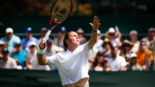 Daria_Kasatkina_-_Wimbledon_Championships_2025_-_Day_2-DSC_7061