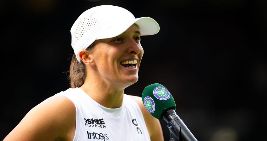 Iga_Swiatek_-_Wimbledon_Championships_2025_-_Day_4-DSC_8223A