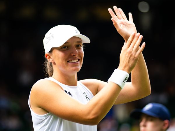 Iga_Swiatek_-_Wimbledon_Championships_2025_-_Day_4-DSC_8404A