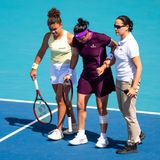 Jasmine_Paolini_Ons_Jabeur_-_Miami_Open_2025_-_Day_5-DSC_1109
